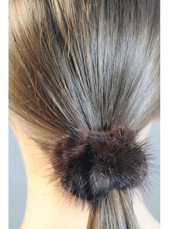 Резинки для волос: материал – натуральный мех